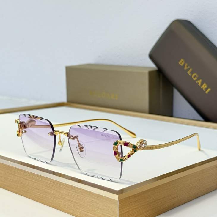 Picture of Bvlgari Sunglasses _SKUfw76702957fw